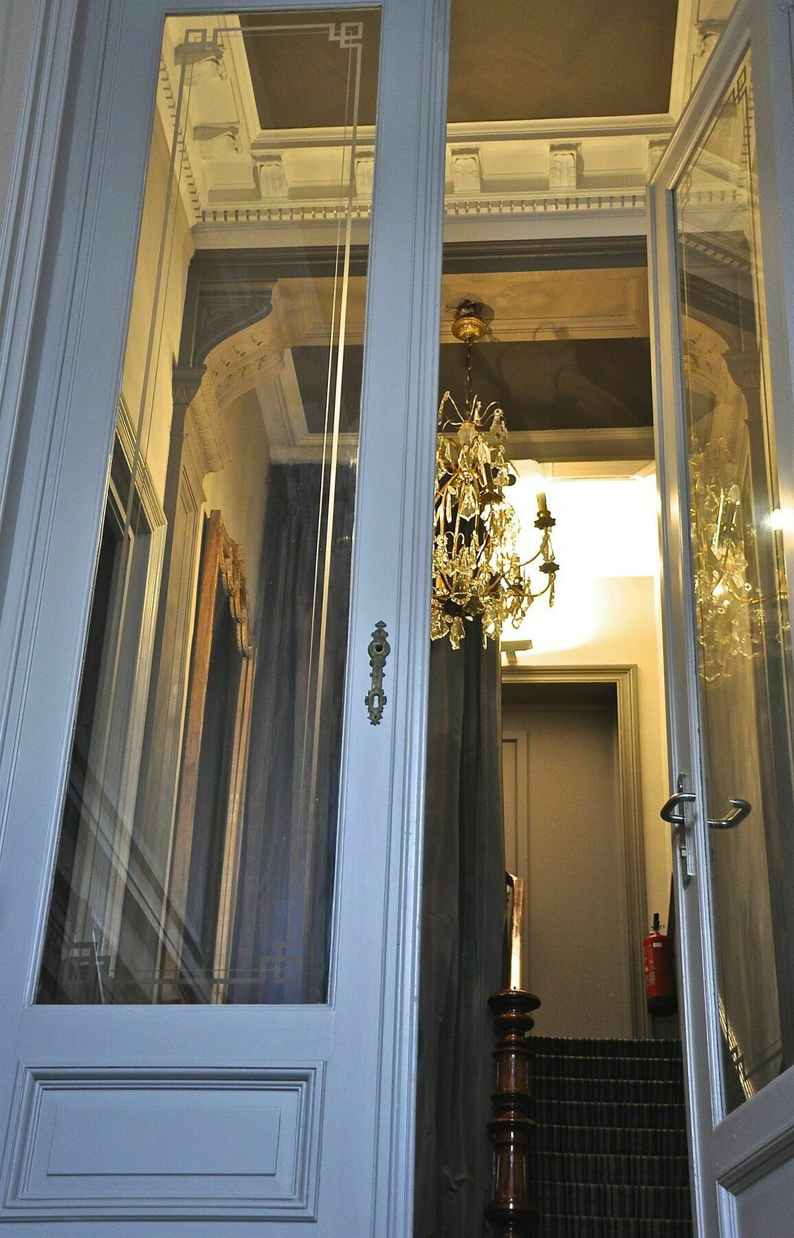 B&B Un Jardin En Ville Saint-Gilles Экстерьер фото